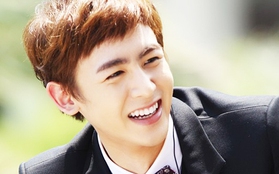 Nichkhun (2PM) trở thành nam sinh điển trai trên màn ảnh Hàn